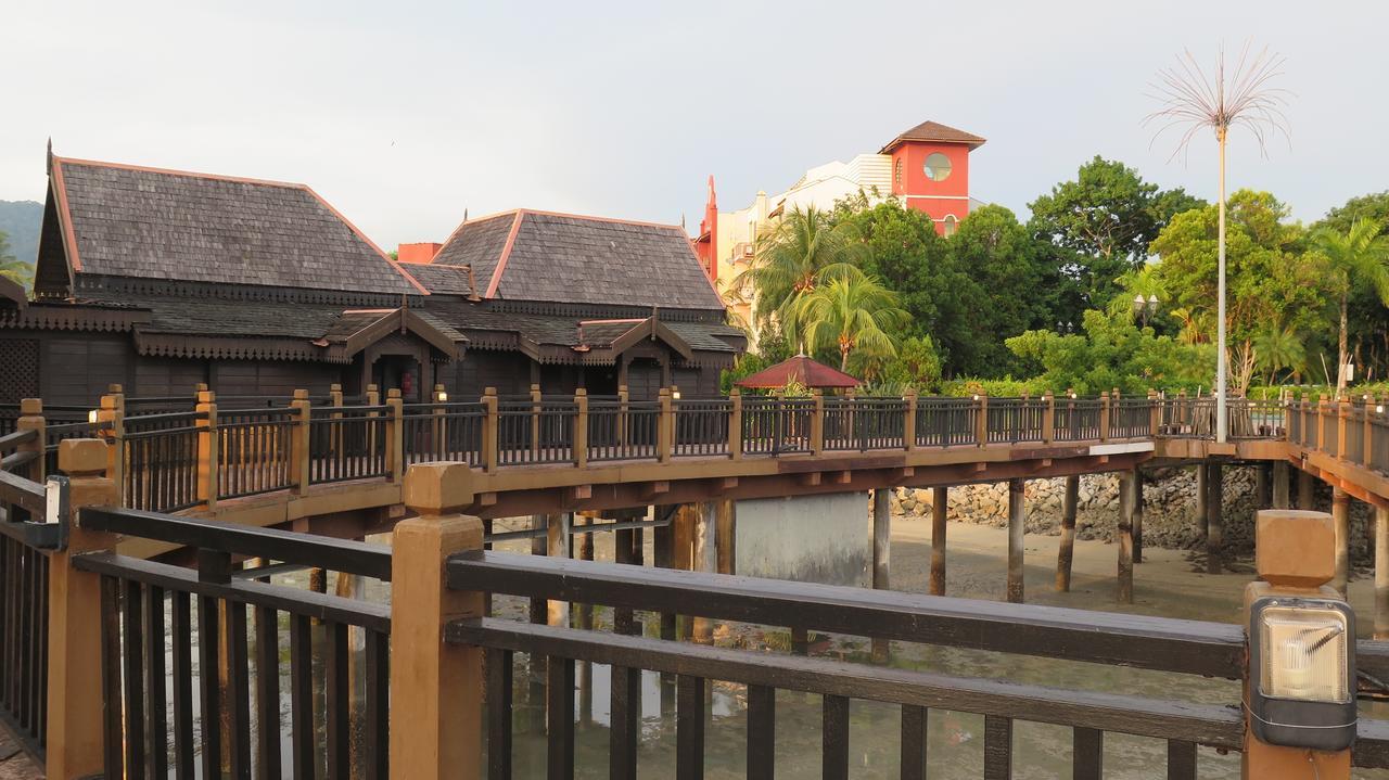 Langkawi Lagoon Resort Water Chalet Pantai Cenang  Exterior foto