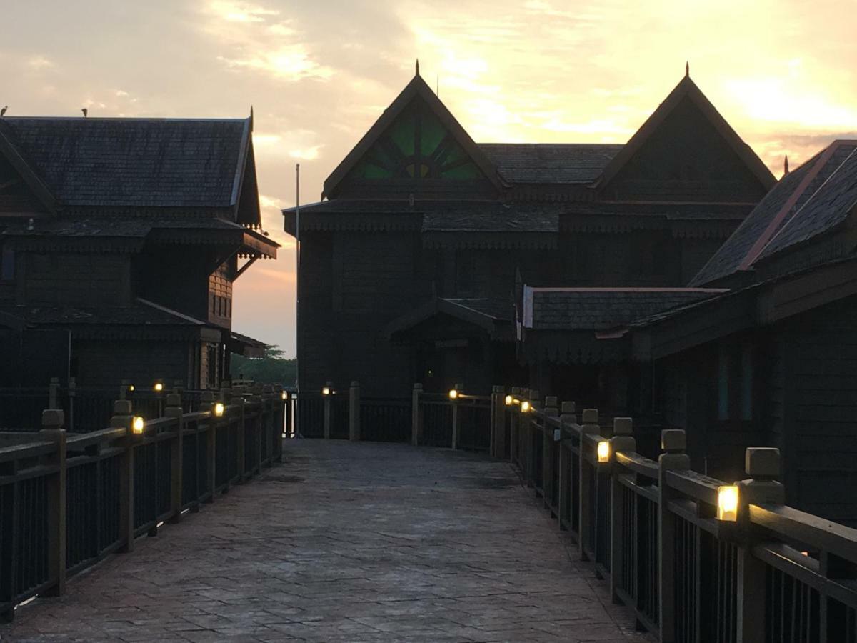 Langkawi Lagoon Resort Water Chalet Pantai Cenang  Exterior foto